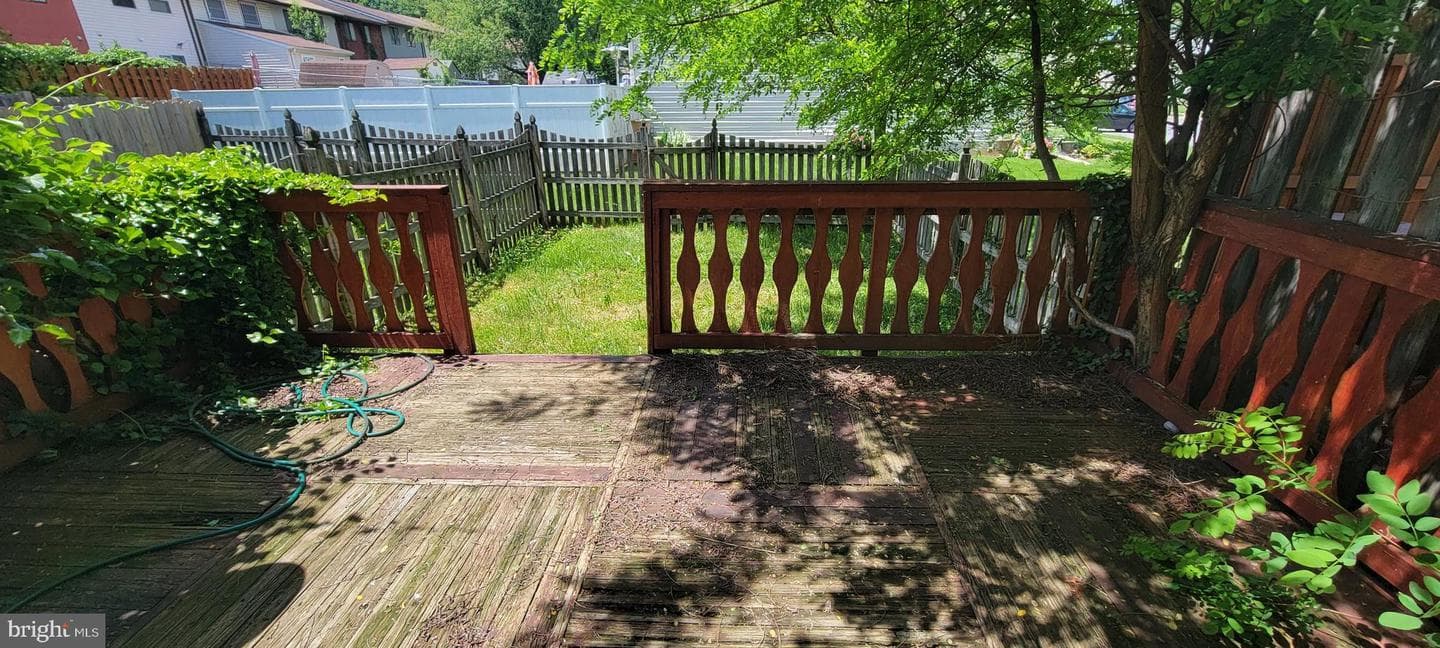 6542 Woodgreen Circle photo 12