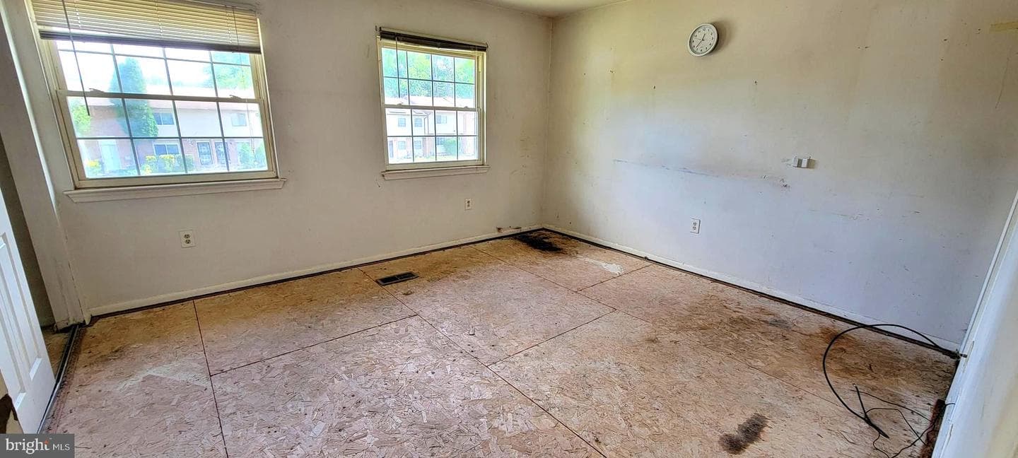 6542 Woodgreen Circle photo 8