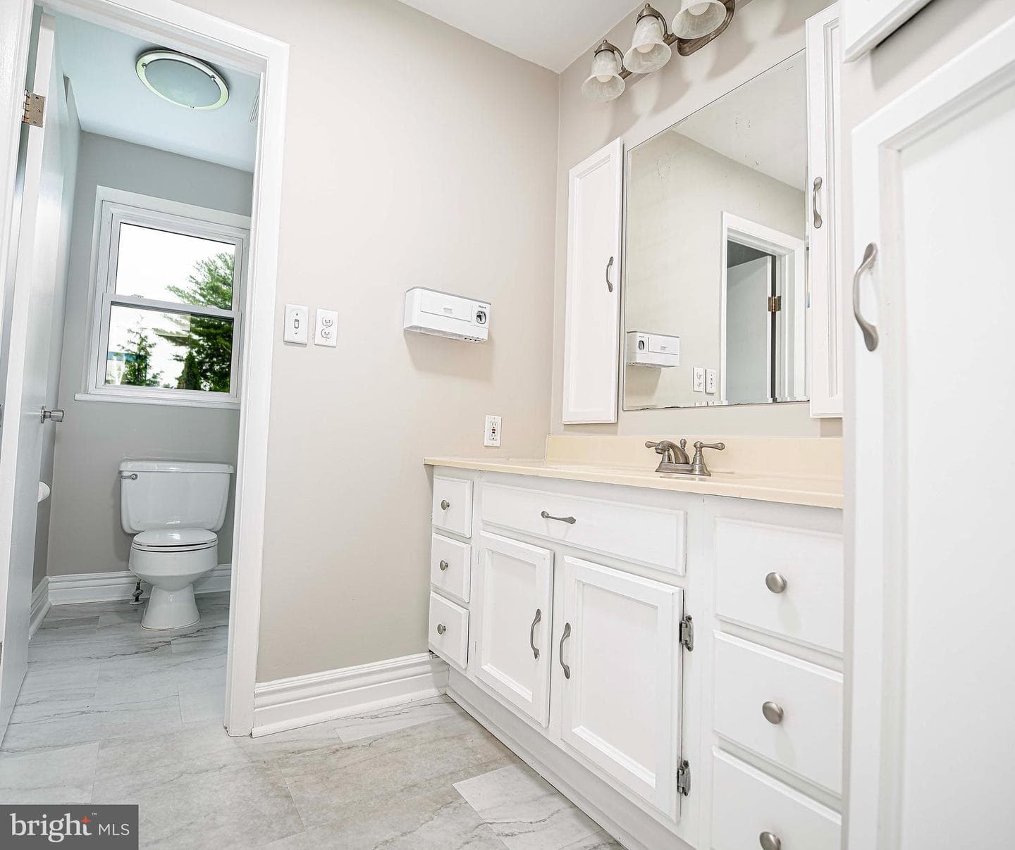 8 Cardor Court #8 photo 4