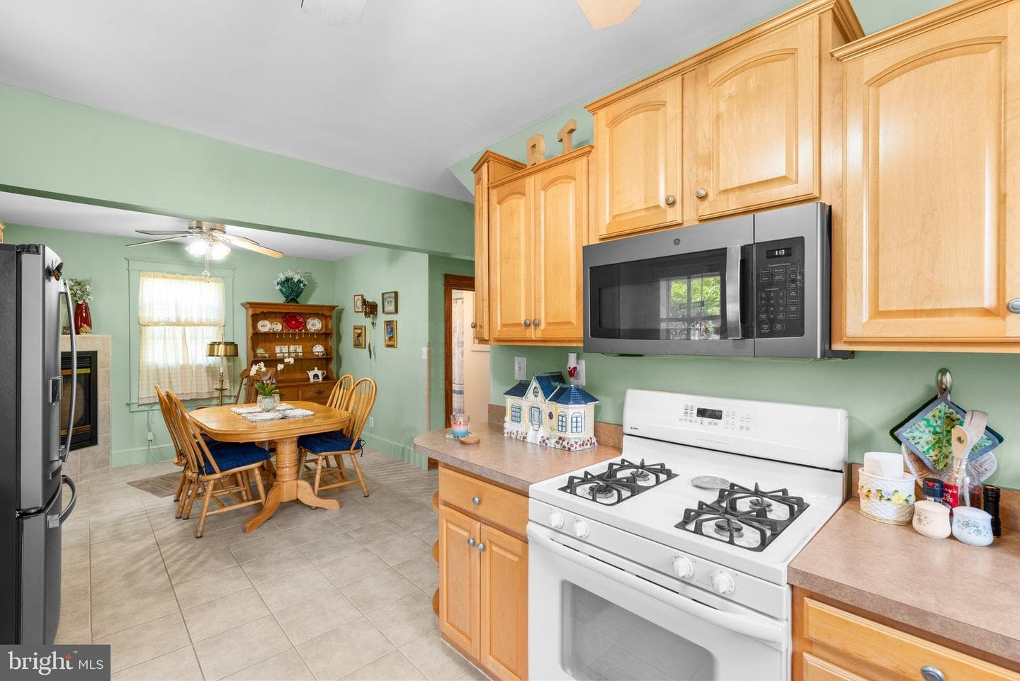 5576 Ashbourne Road photo 13