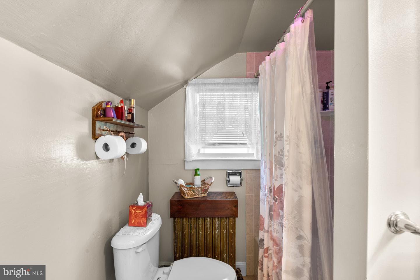5576 Ashbourne Road photo 21