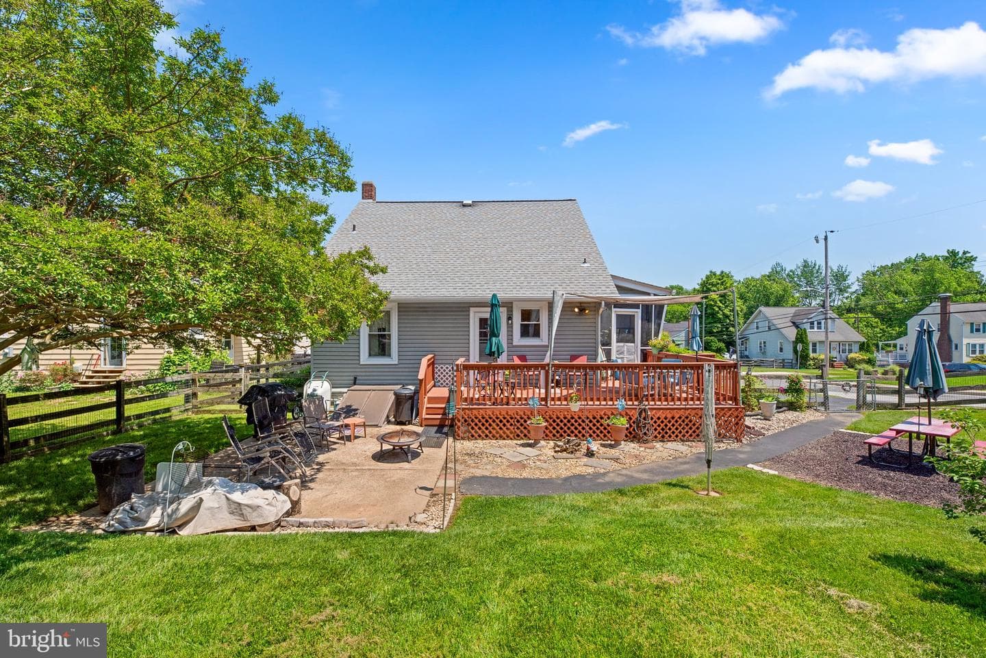 5576 Ashbourne Road photo 47