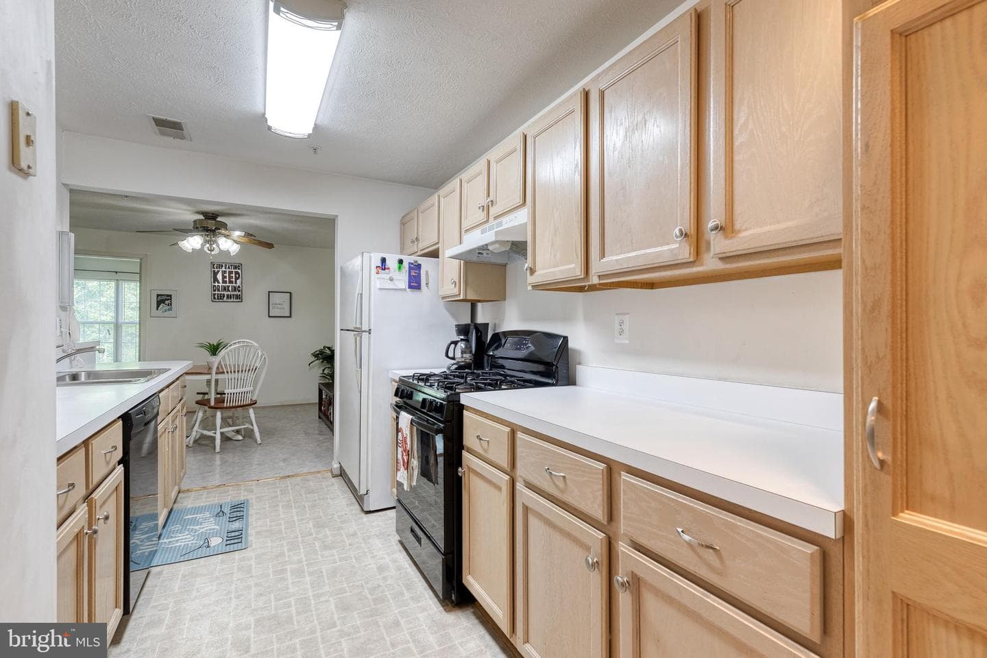 766 Kennington Road #766 photo 10