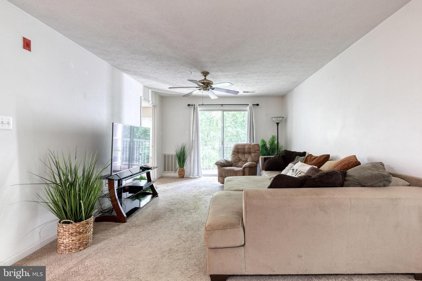 766 Kennington Road #766 photo 6