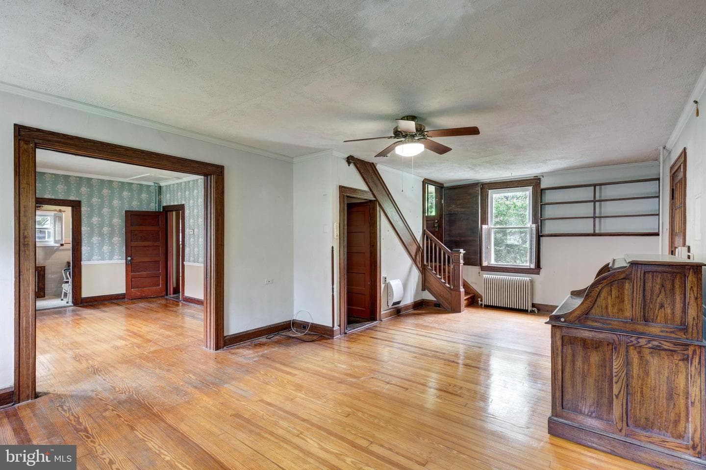 309 Church Lane photo 11