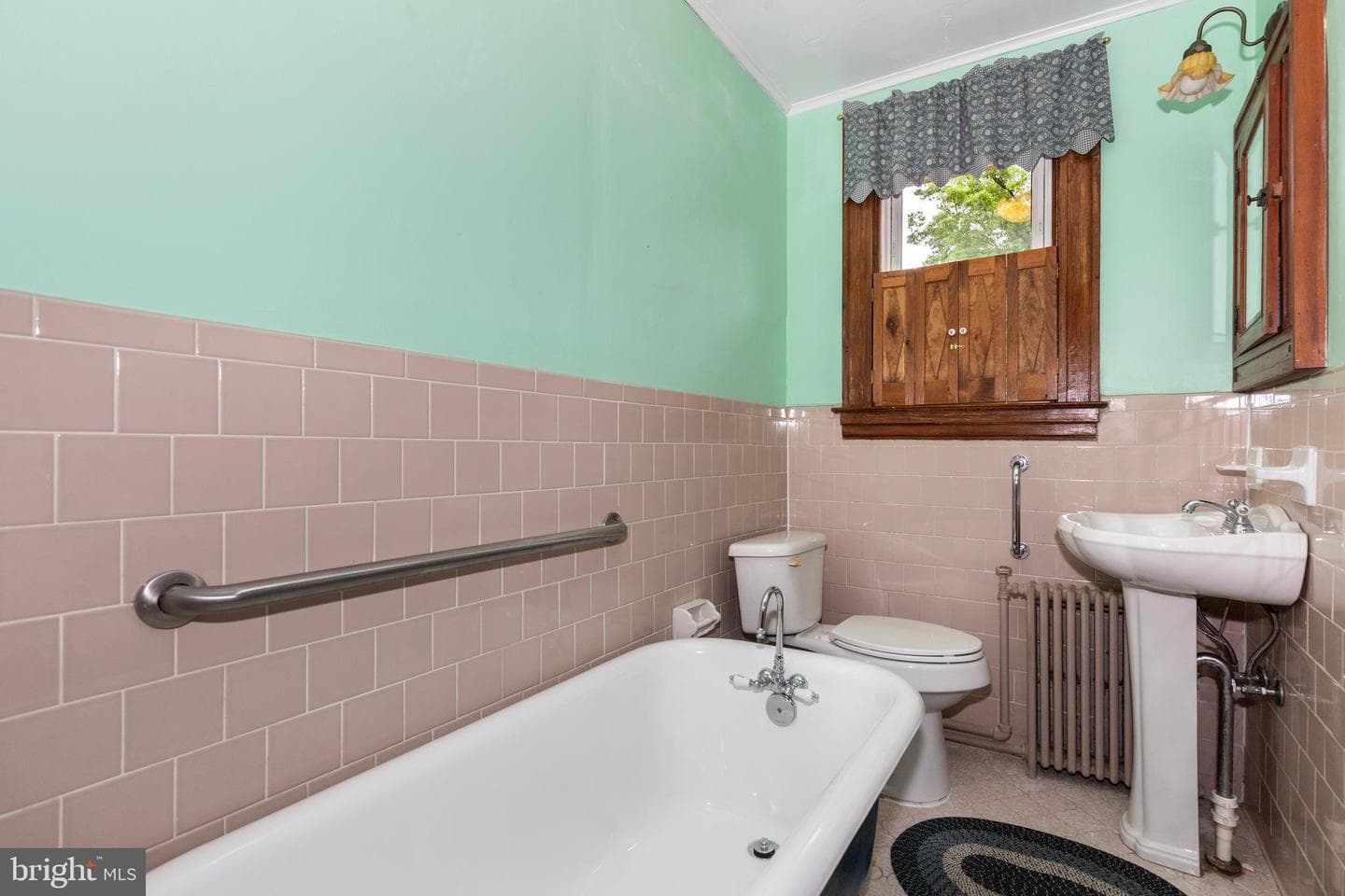 309 Church Lane photo 37