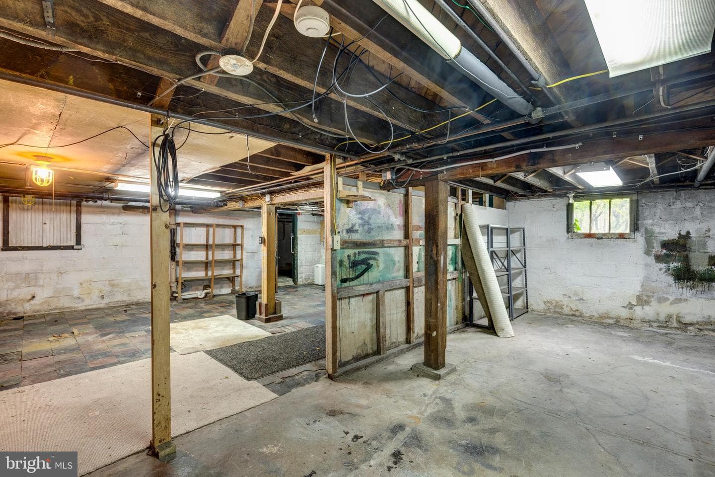 309 Church Lane photo 44