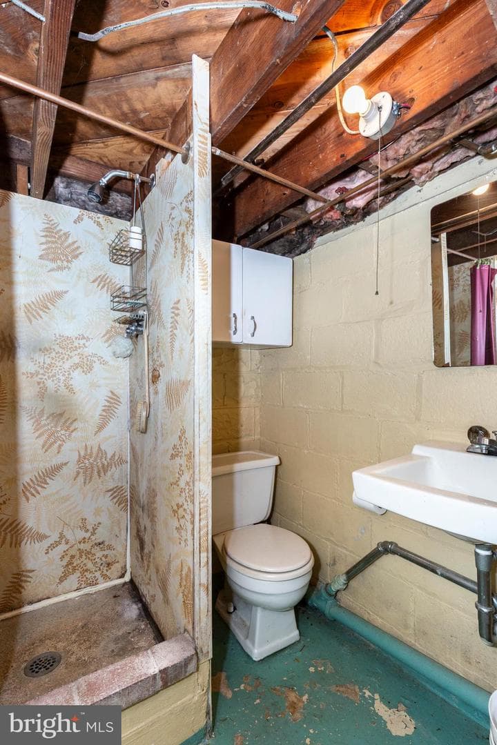 309 Church Lane photo 45