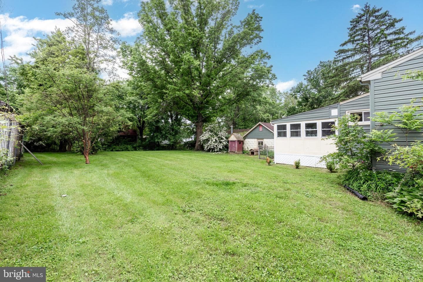 309 Church Lane photo 52