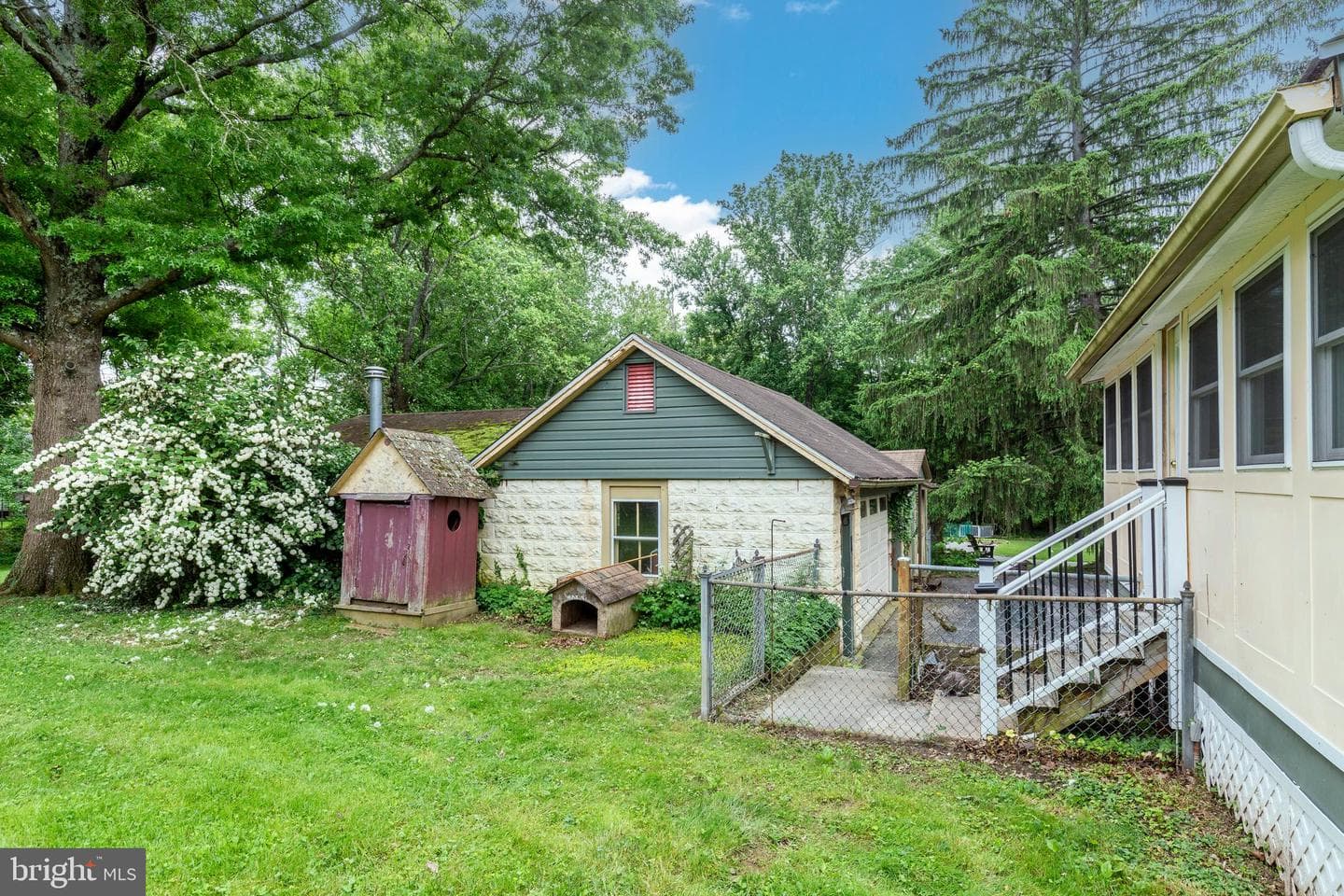 309 Church Lane photo 53