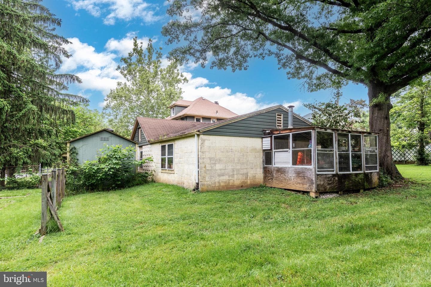 309 Church Lane photo 55