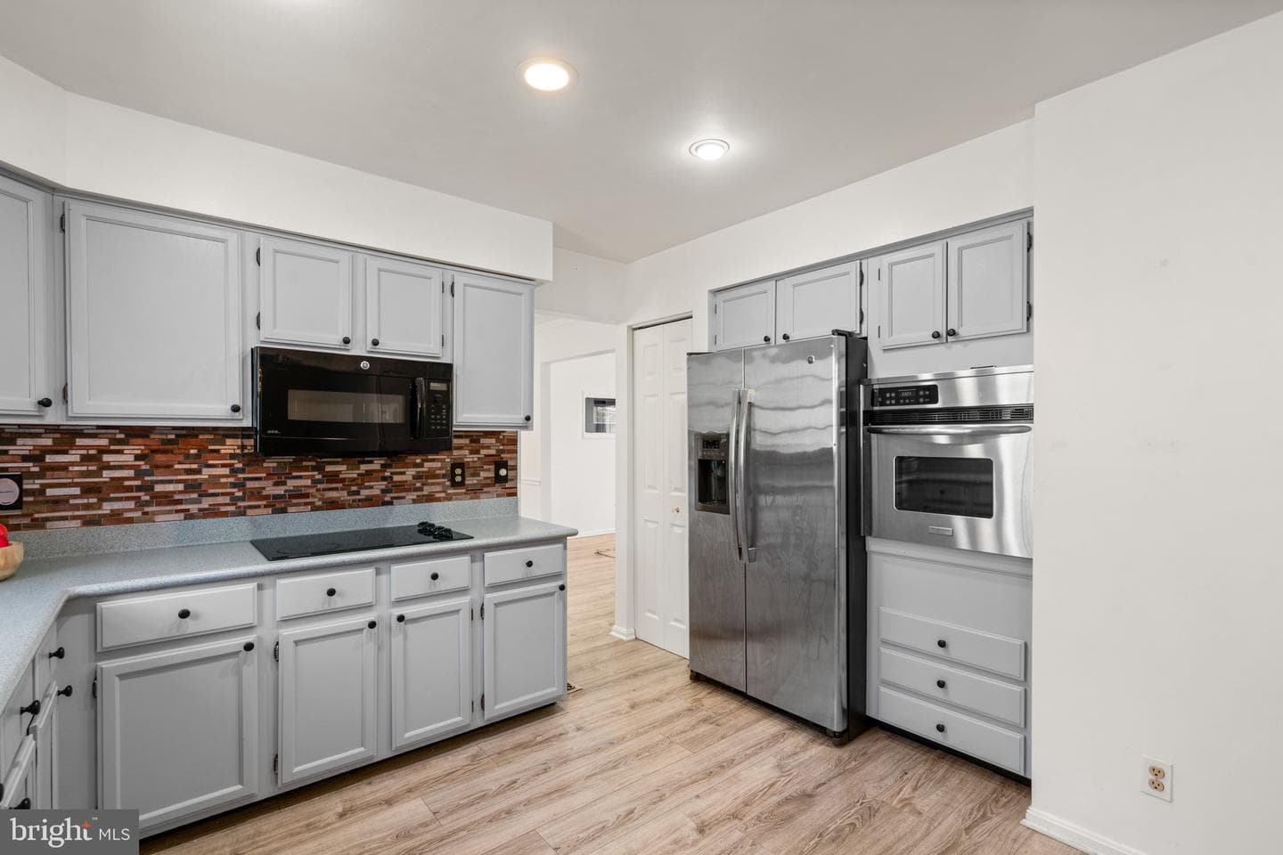 9536 Hallhurst Road photo 13