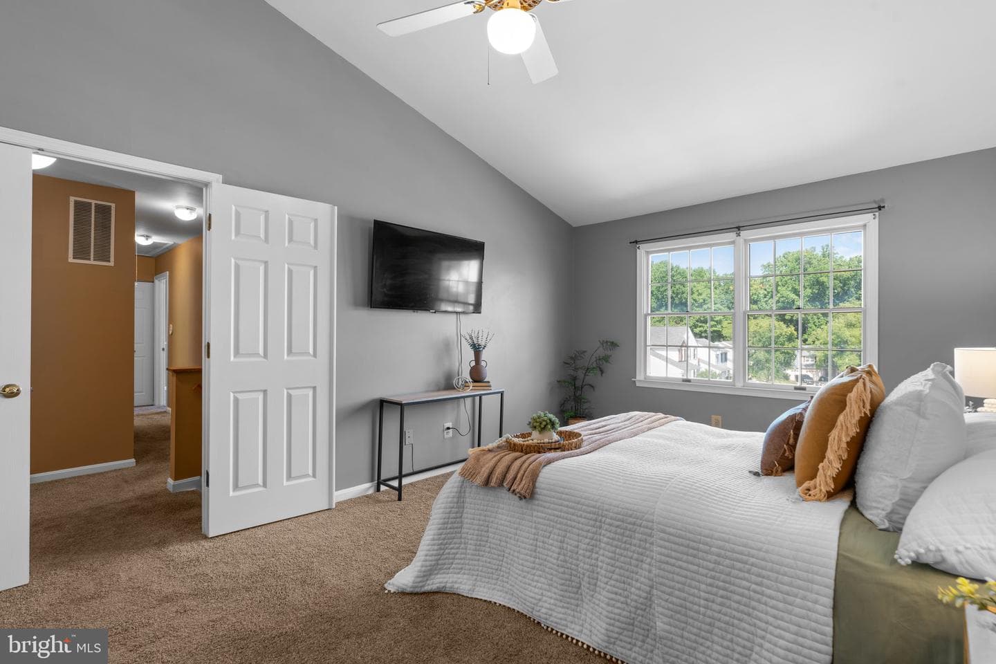 9536 Hallhurst Road photo 18