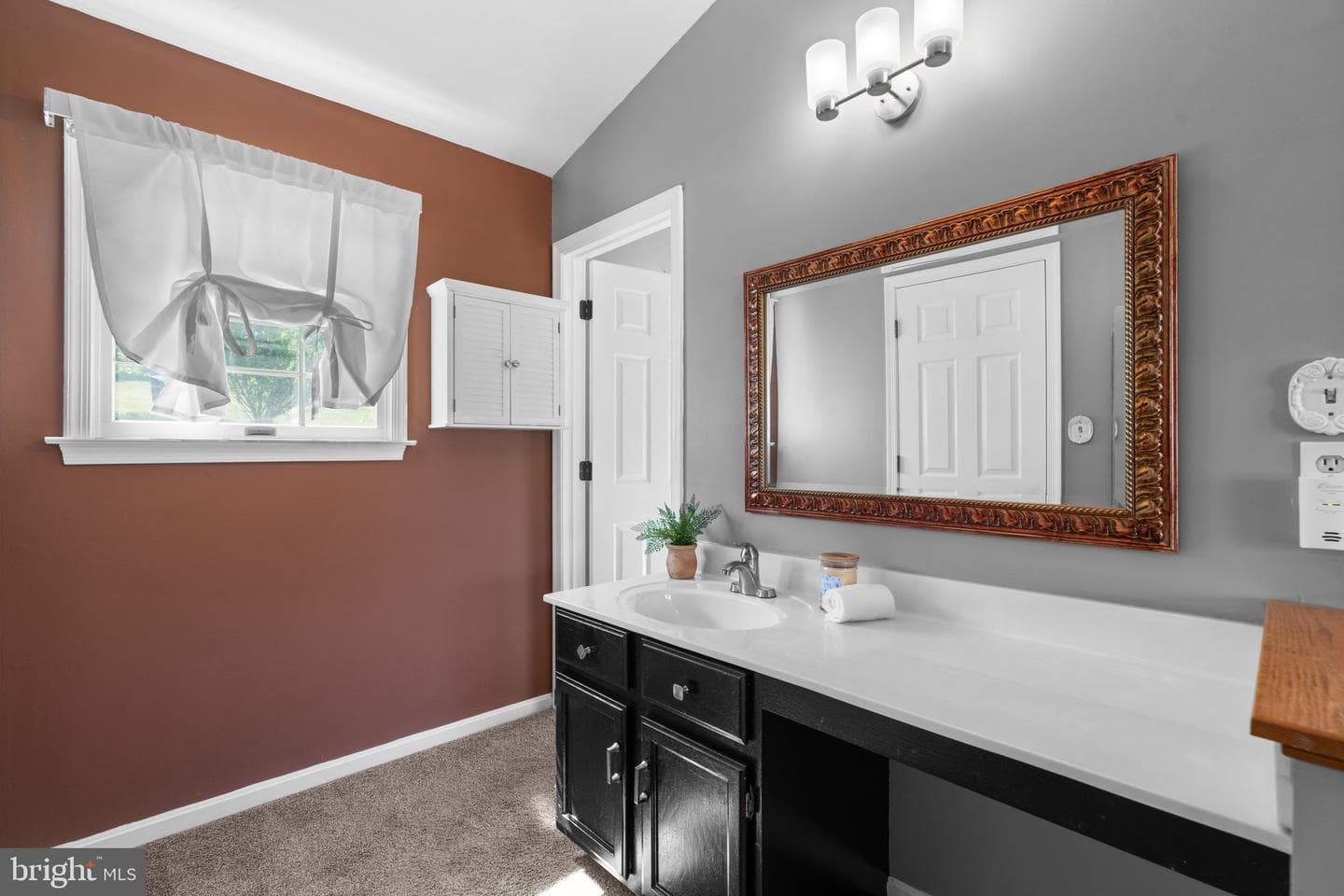 9536 Hallhurst Road photo 24
