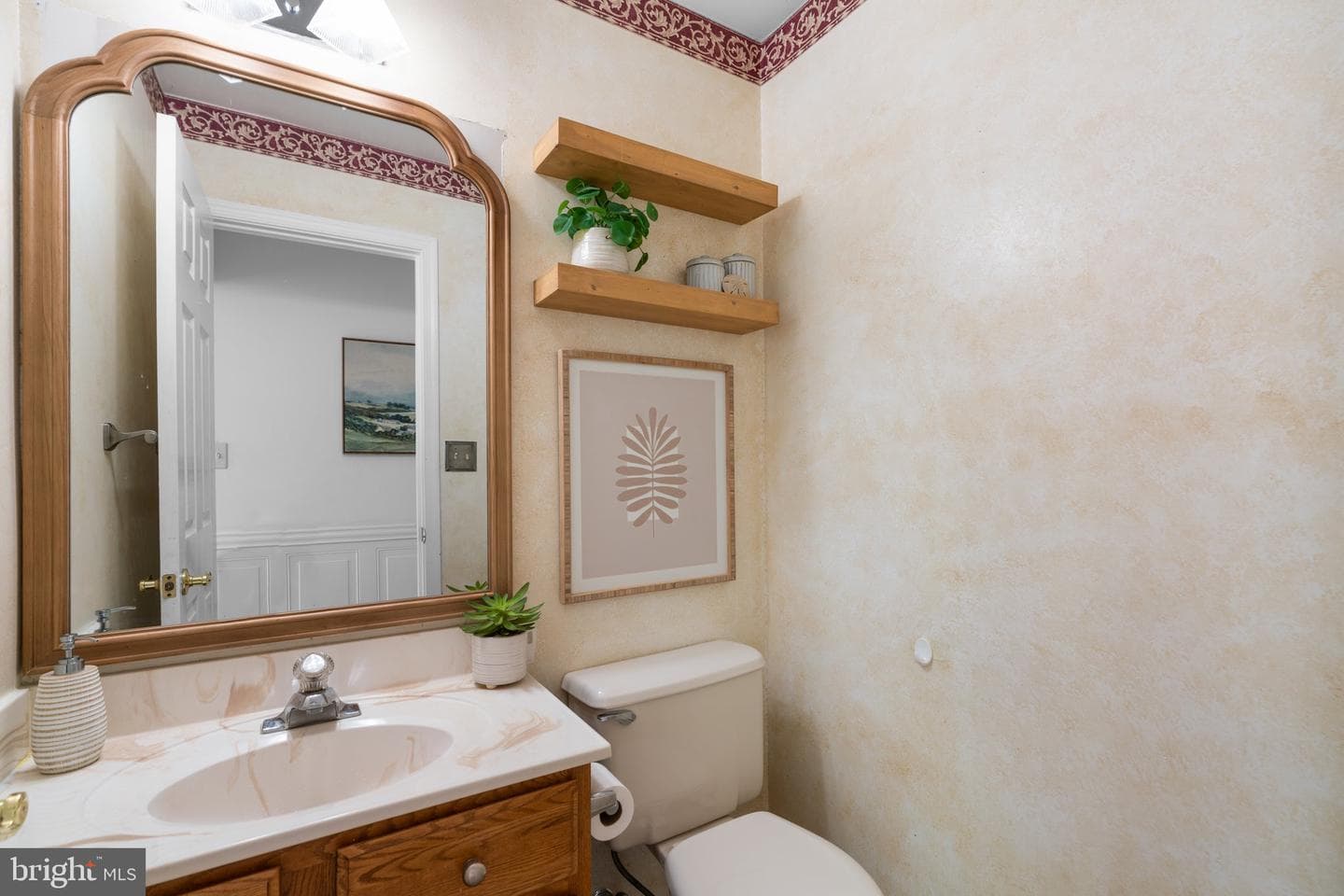 9536 Hallhurst Road photo 27