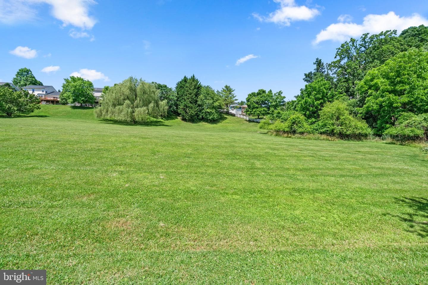 9536 Hallhurst Road photo 36
