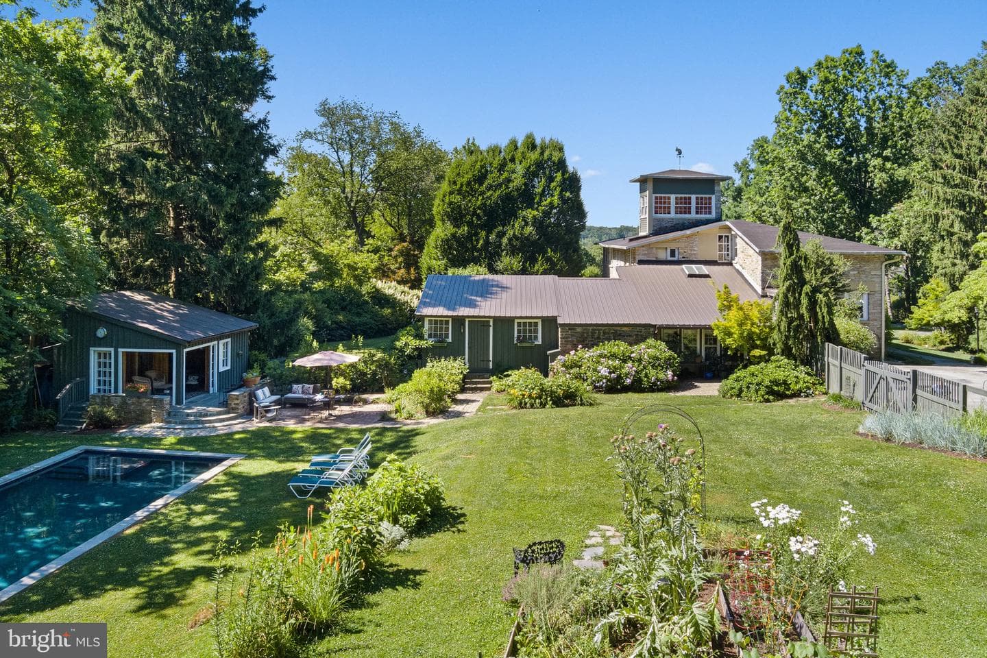 10524 Burnside Farm Road photo 118