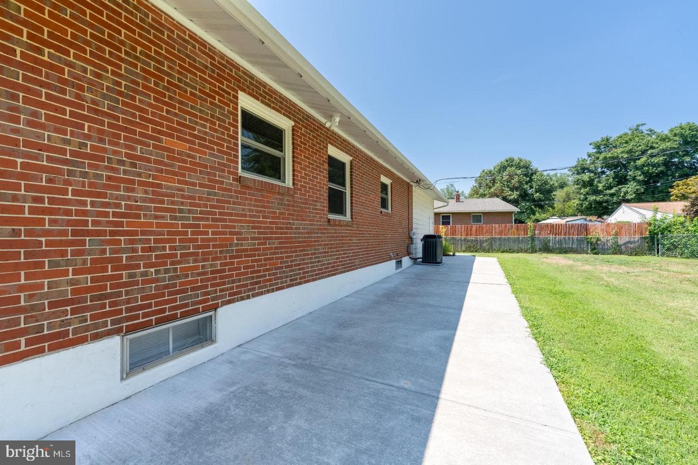 202 Conewood Avenue photo 17