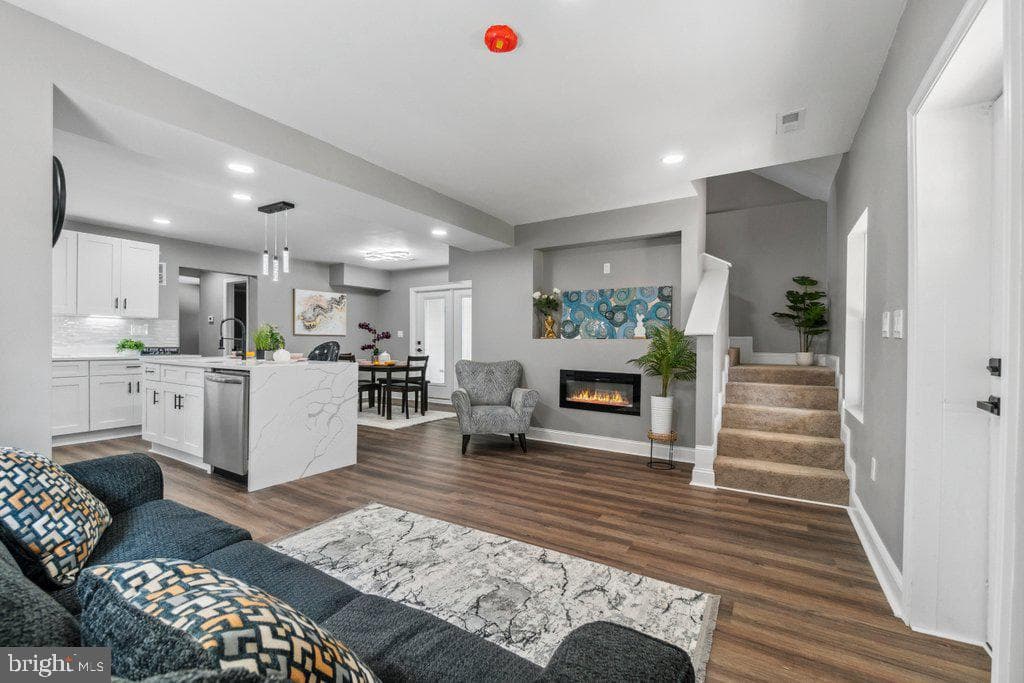 1419 Galena Road photo 5