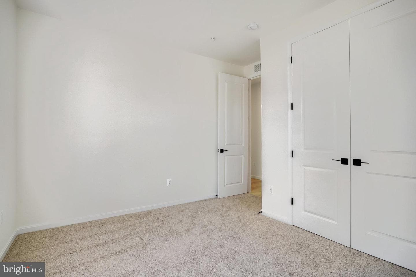 5716 Charlies Way photo 11