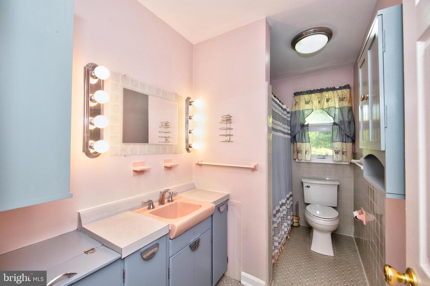 1700 Ridgely Garth photo 21