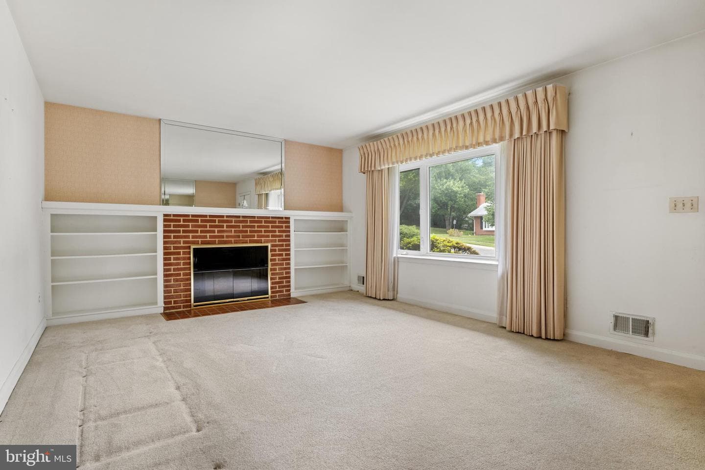 105 Gorsuch Road photo 9