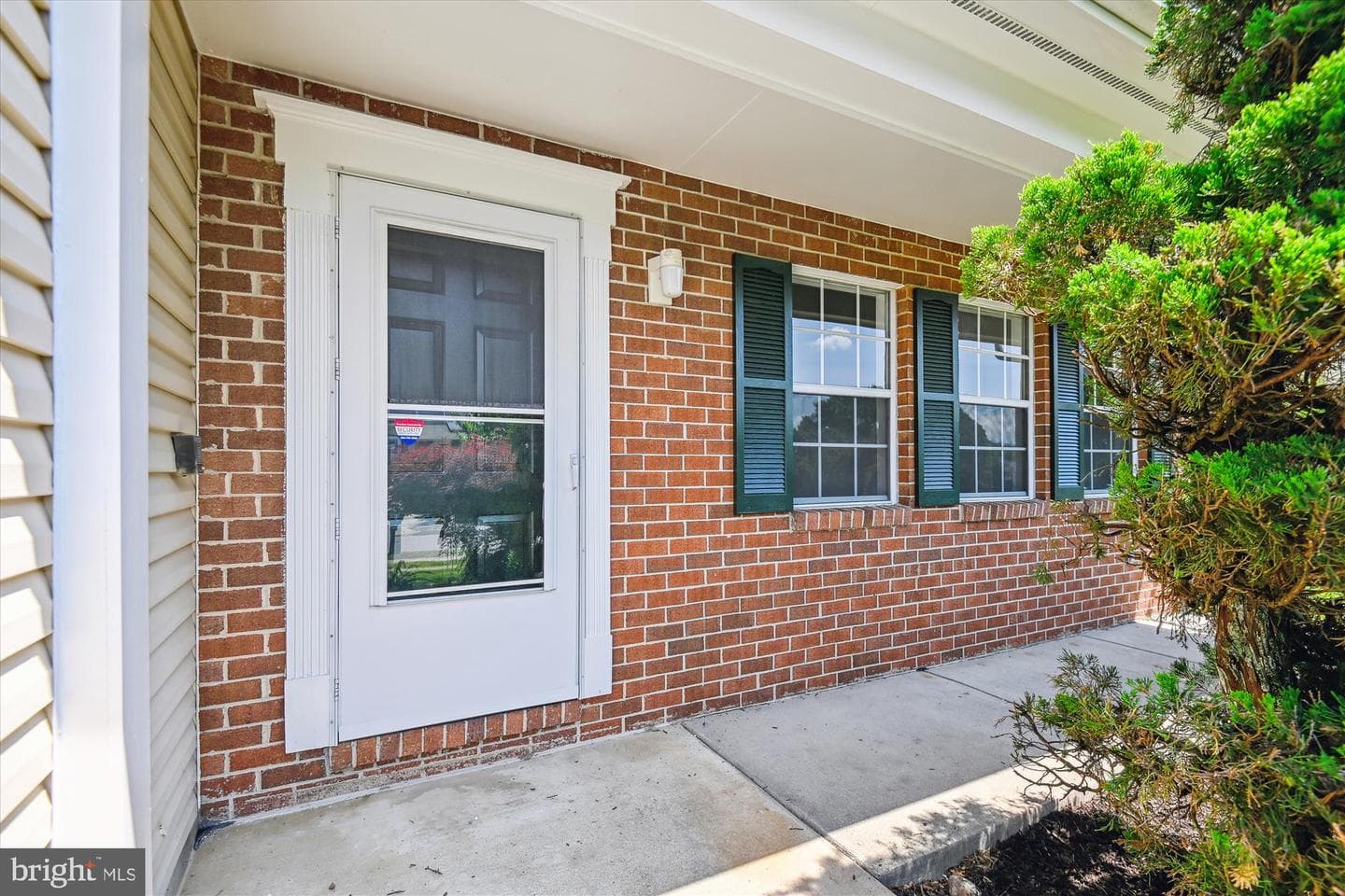 4837 Vicky Road photo 3