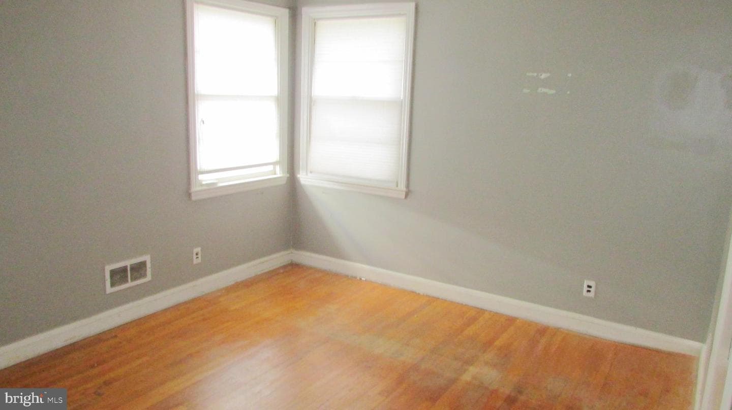 201 Osborne photo 24