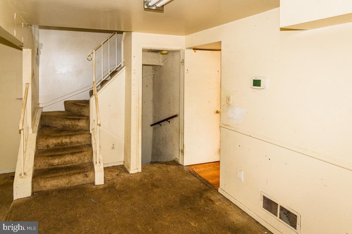 6 Bardia Court photo 8