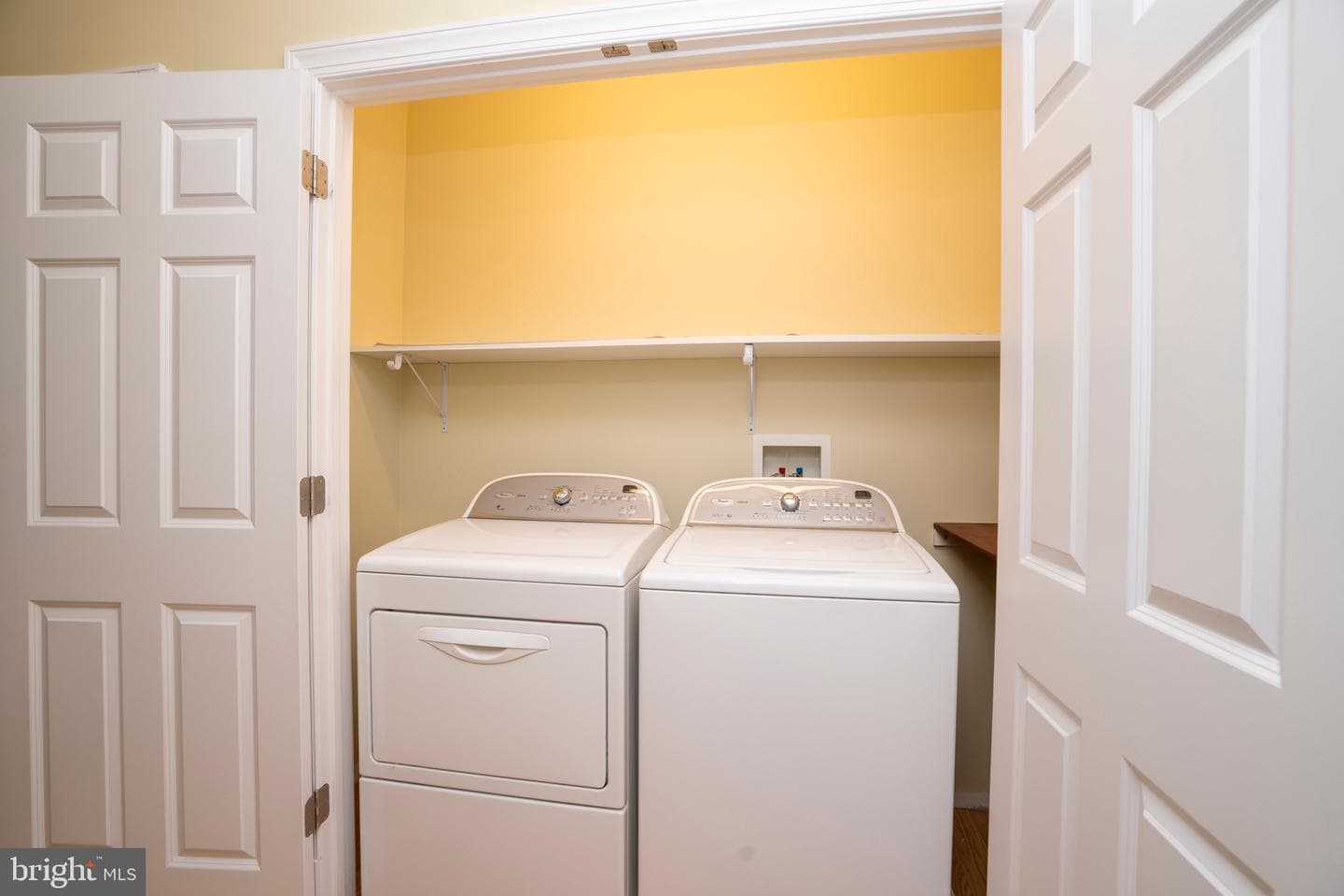 506 Allegheny Avenue photo 32