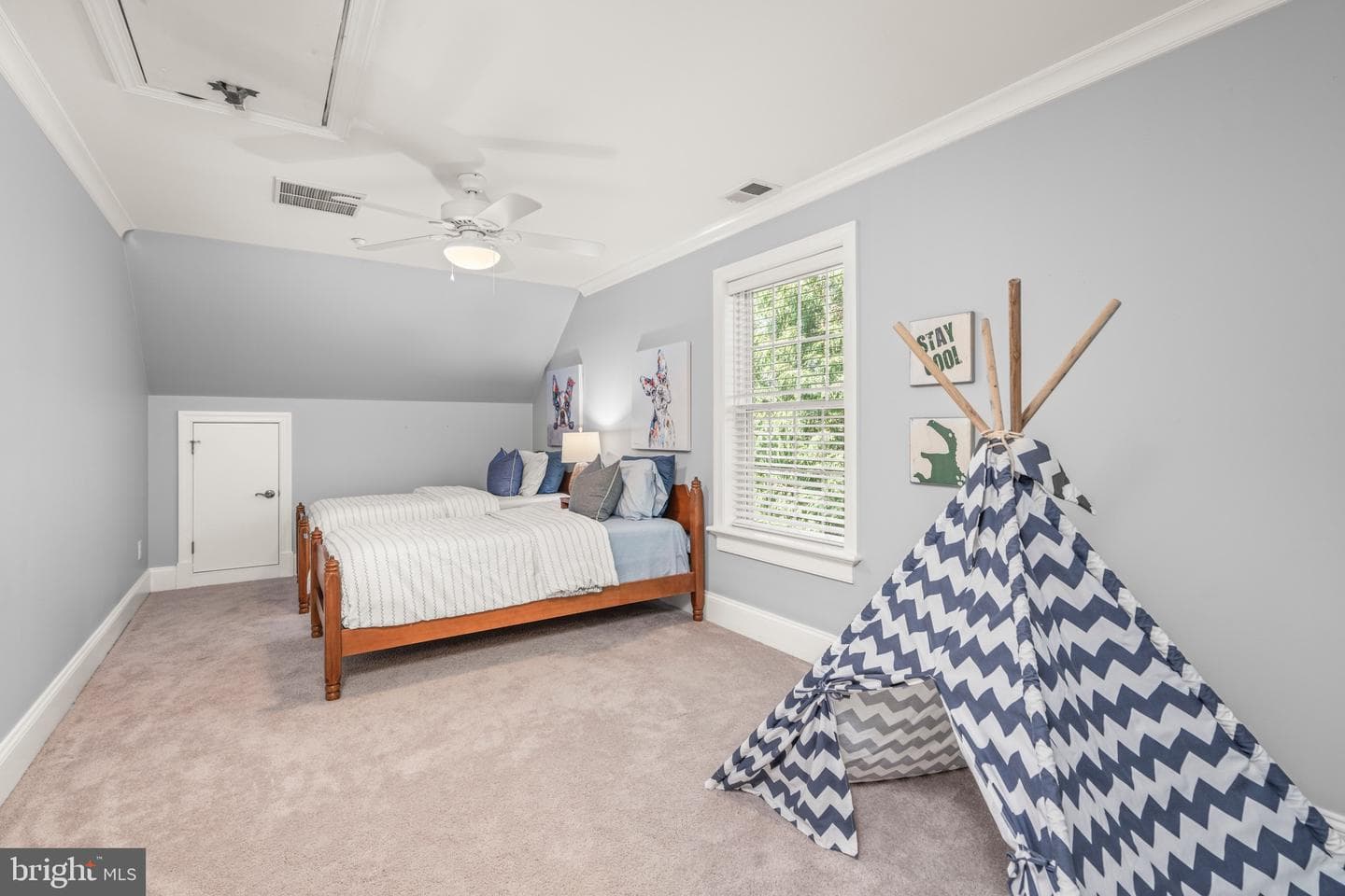 506 Allegheny Avenue photo 42