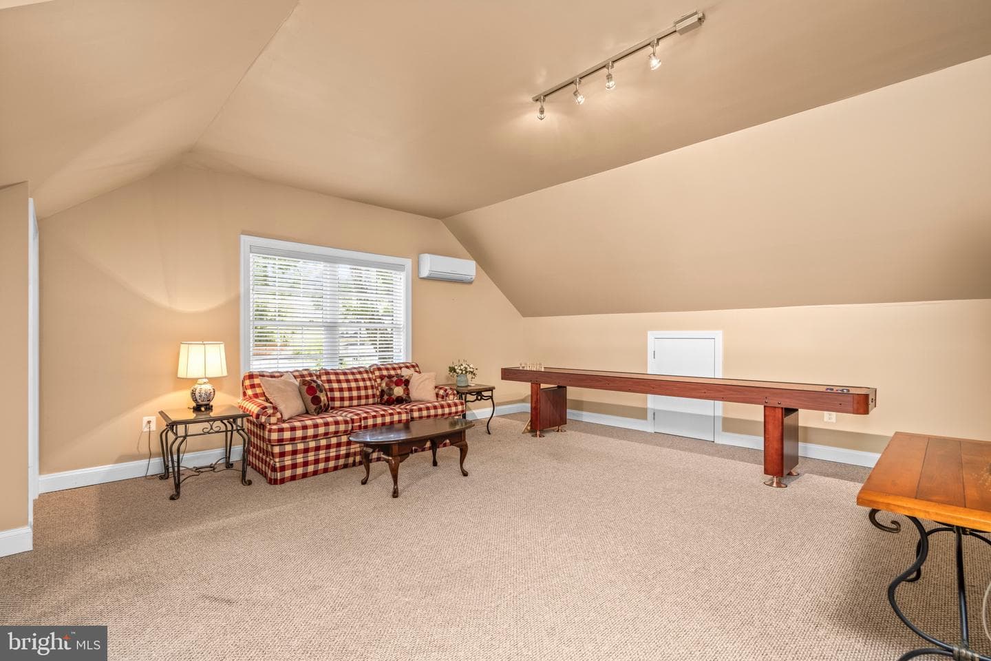506 Allegheny Avenue photo 44