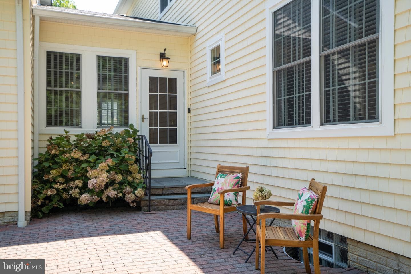 506 Allegheny Avenue photo 49