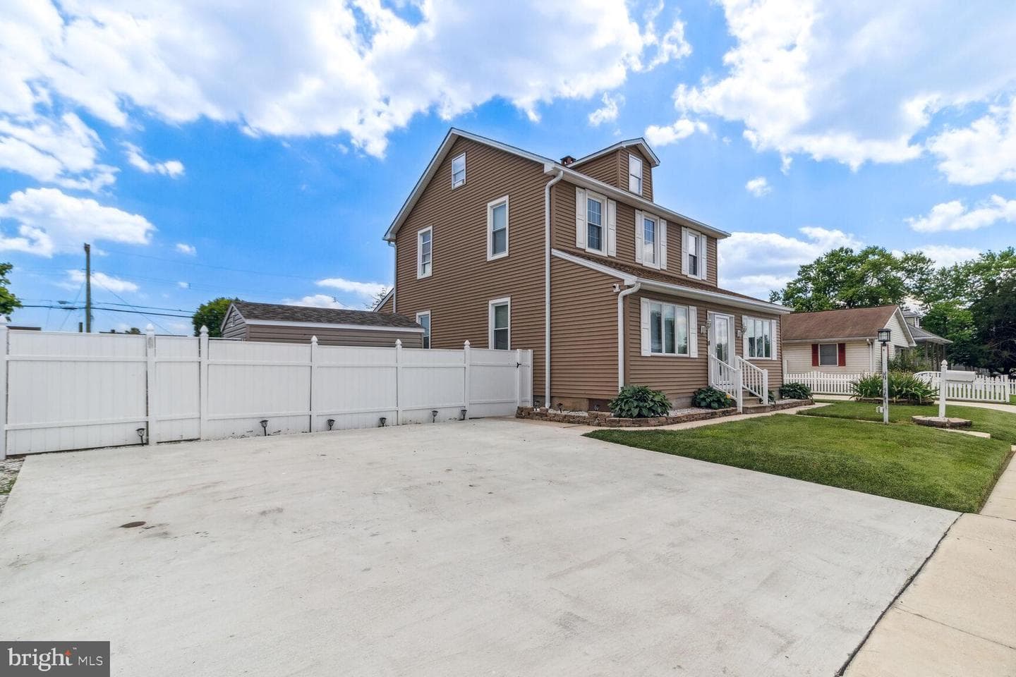 507 Franklin Avenue photo 5