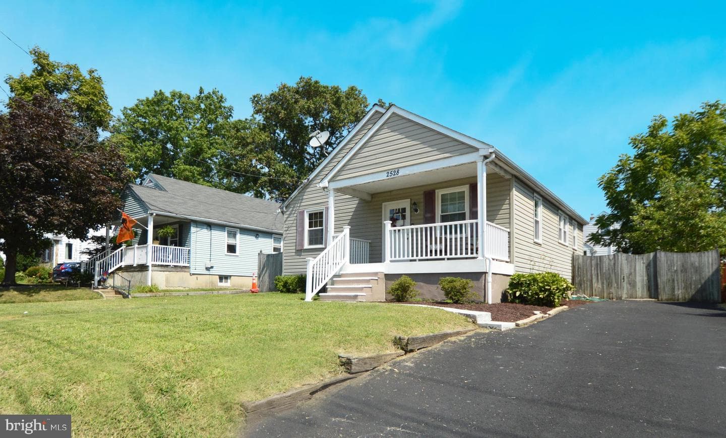 2528 E Joppa Road photo 2