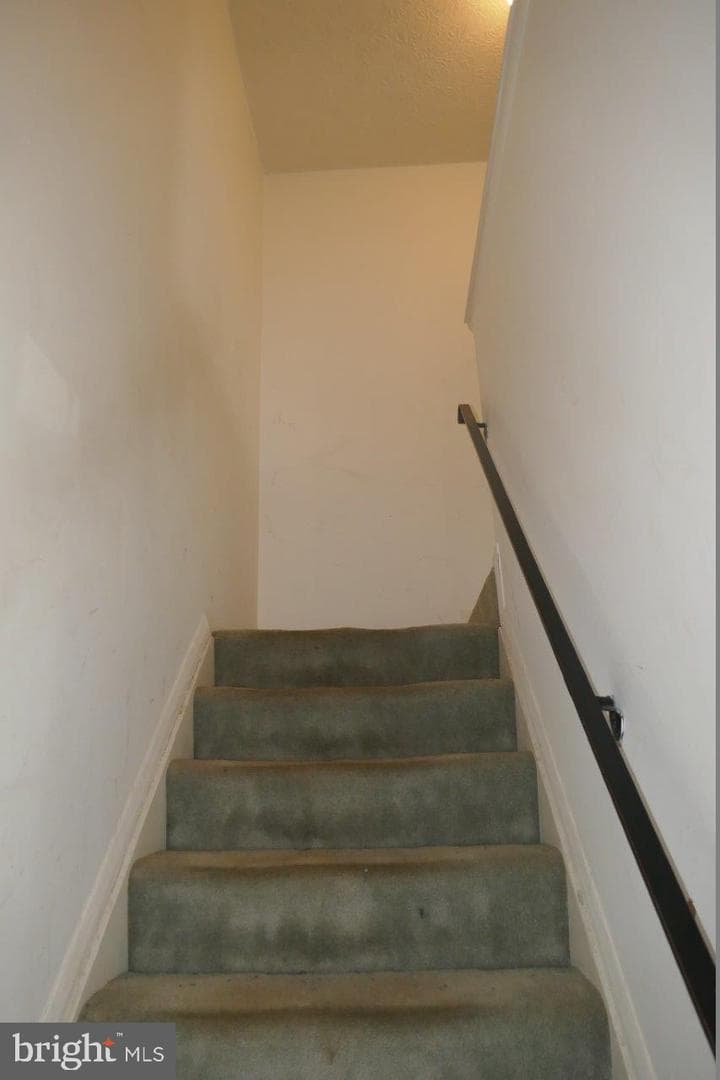 17 Rachel Court photo 8