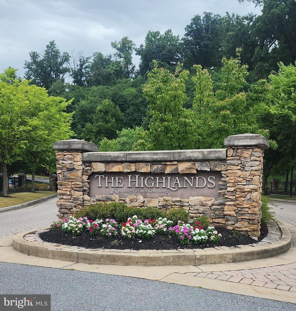 7400 Travertine Drive #201 photo 2