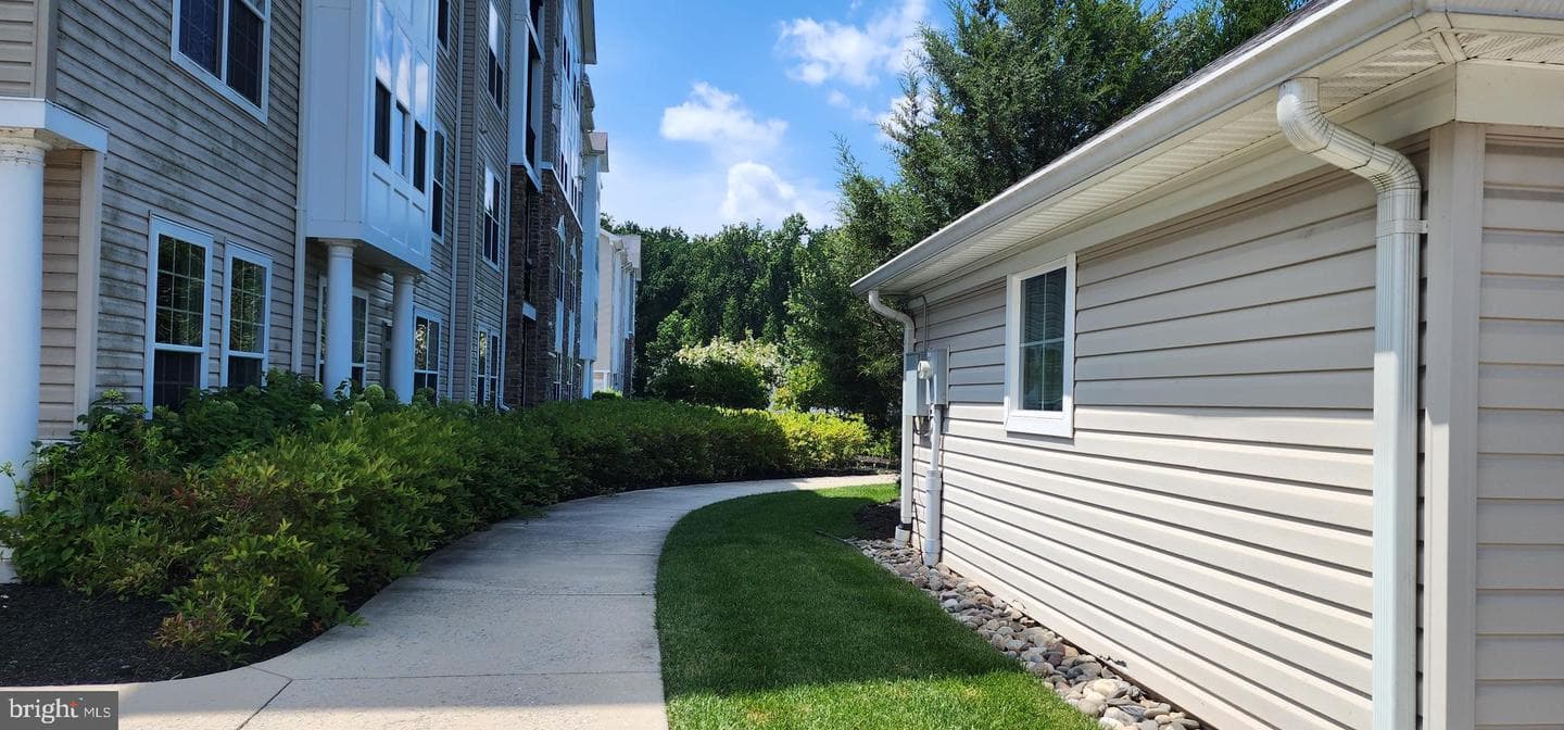 7400 Travertine Drive #201 photo 25