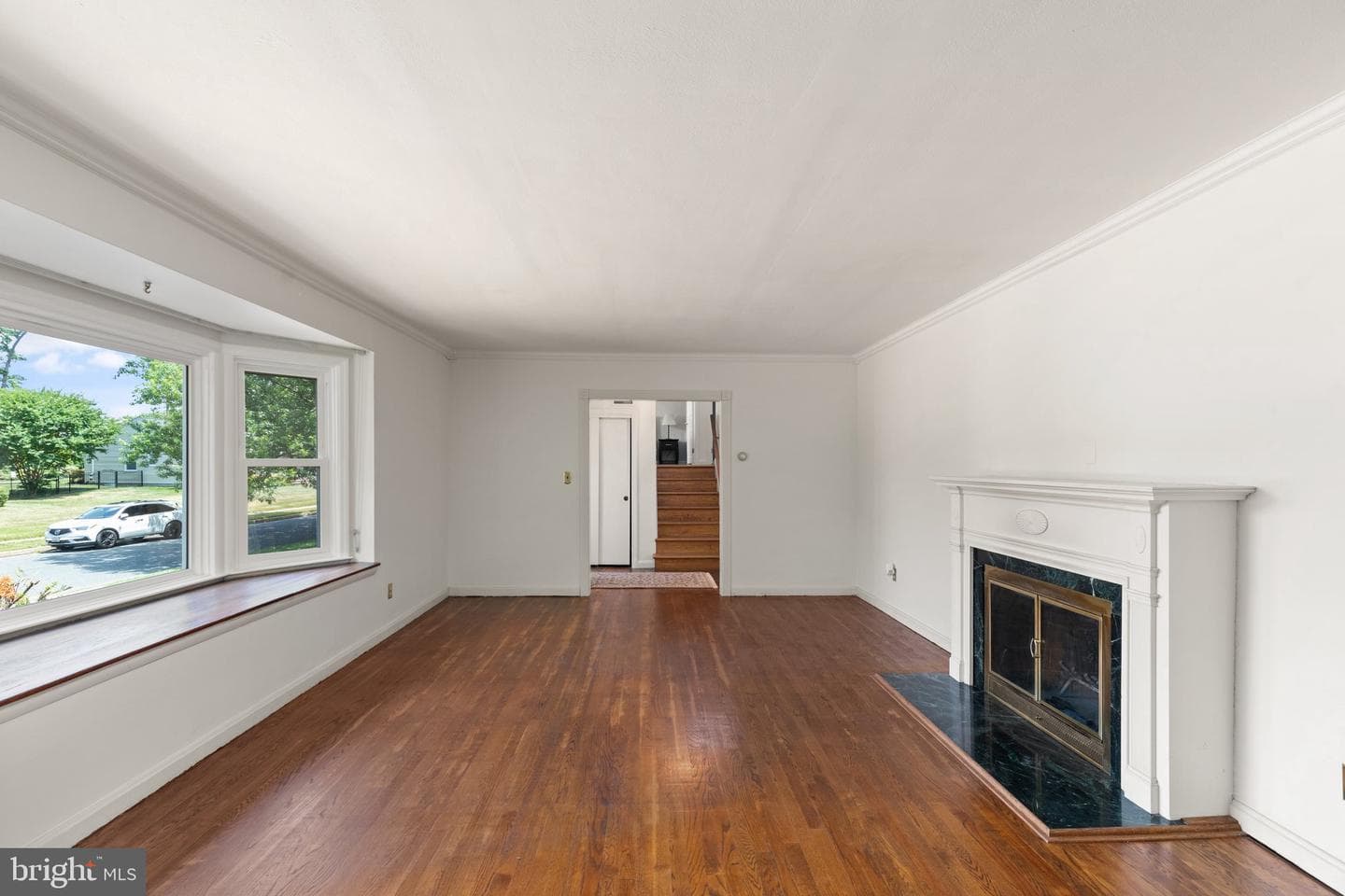 11 E Aylesbury Road photo 4
