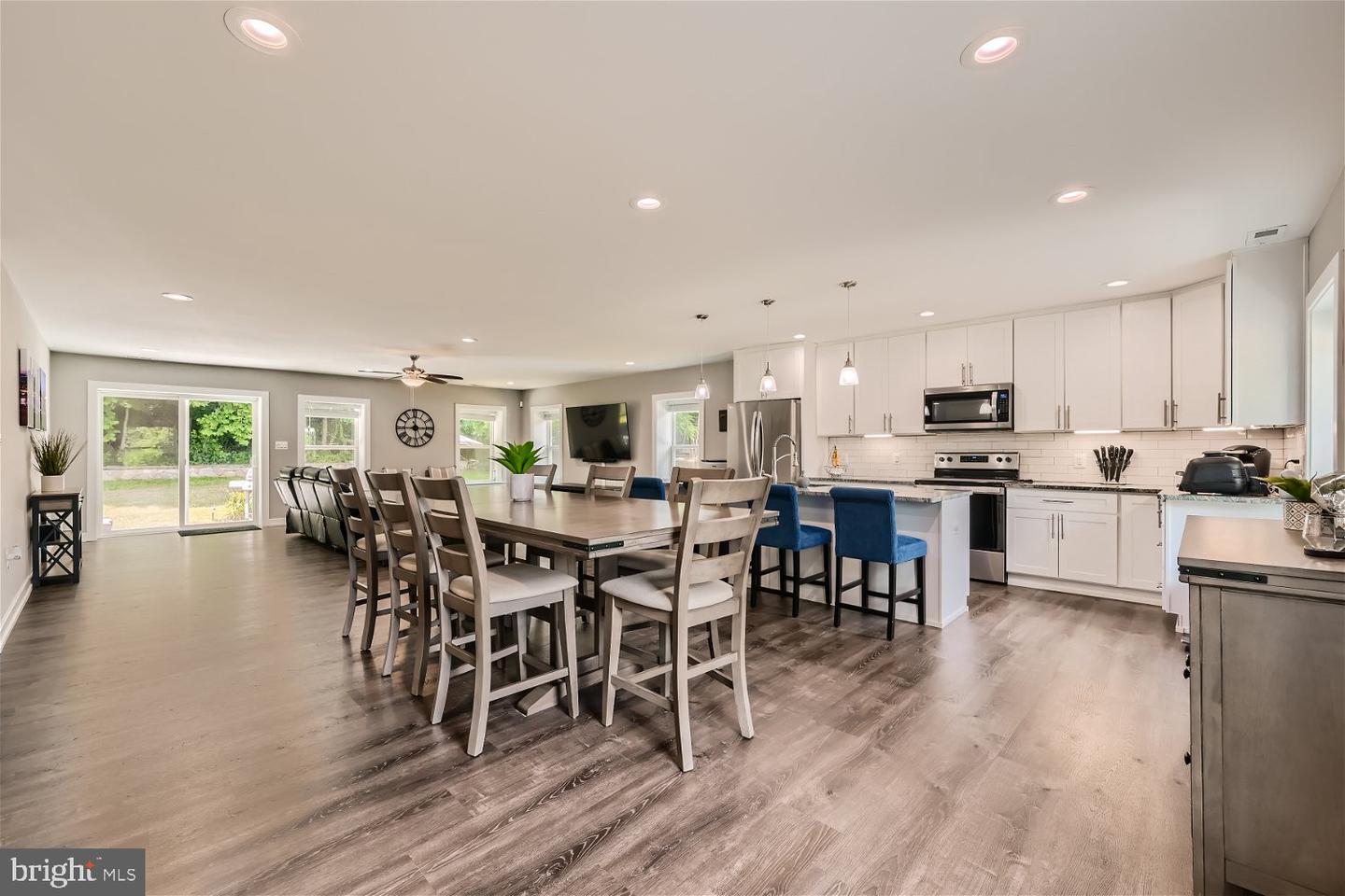 11818 Harford Road photo 7
