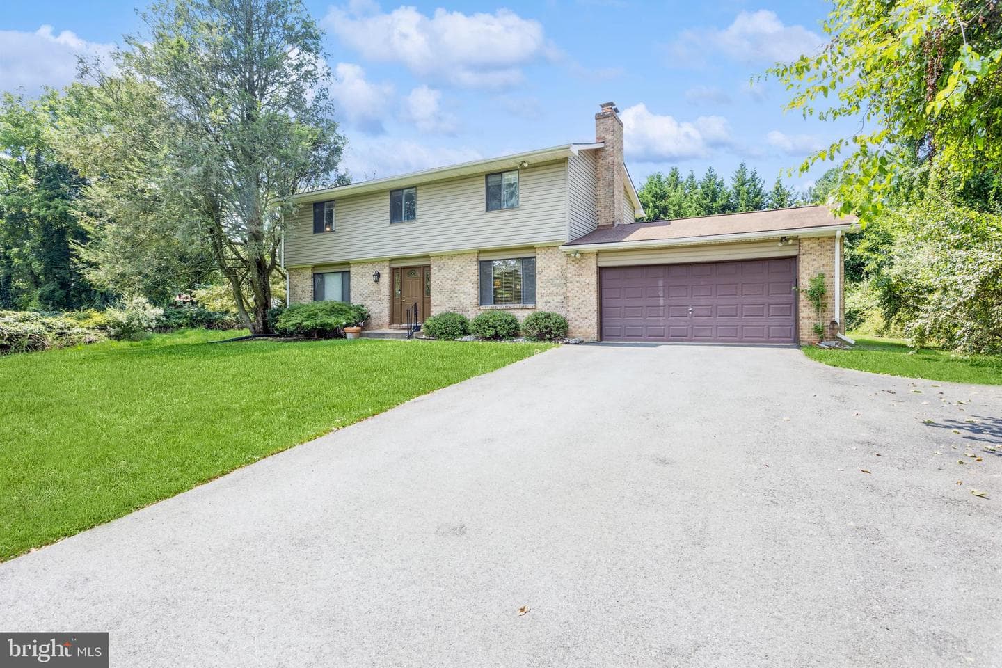 3400 Nancy Ellen Way photo 2