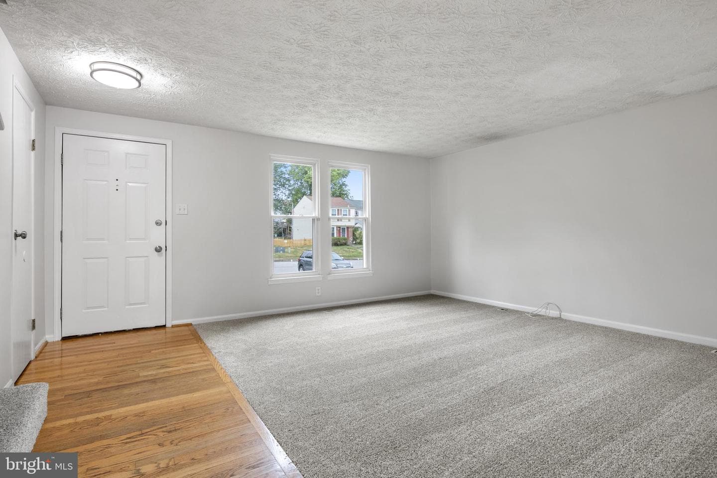 17 Camellia Court photo 8