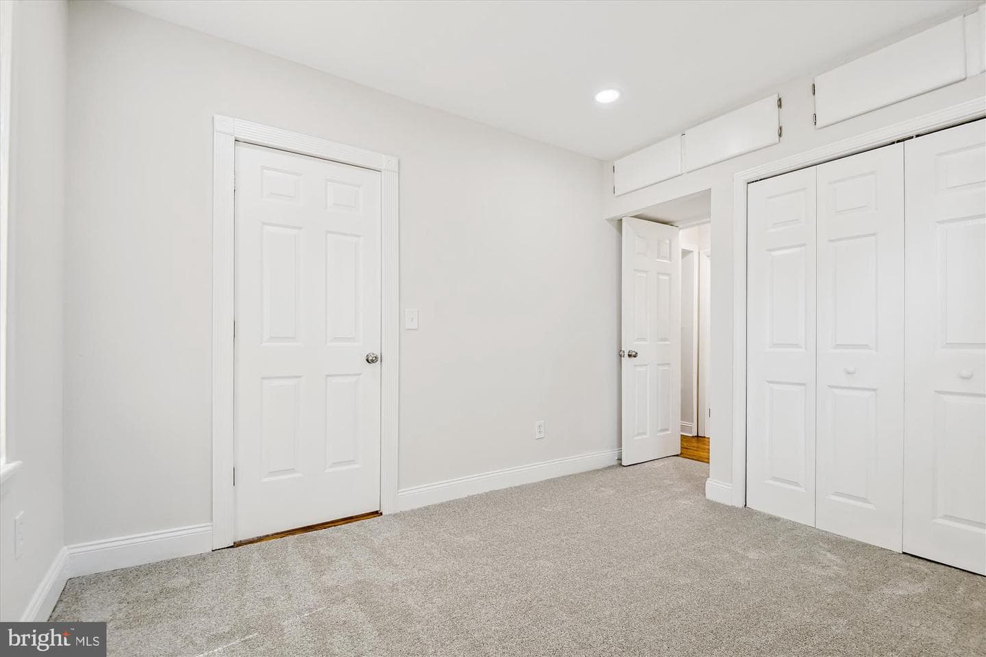 12312 Eastern Avenue photo 16
