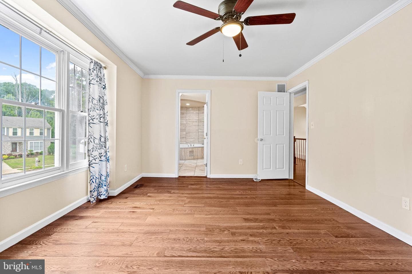 6802 Upper Mills Circle photo 14
