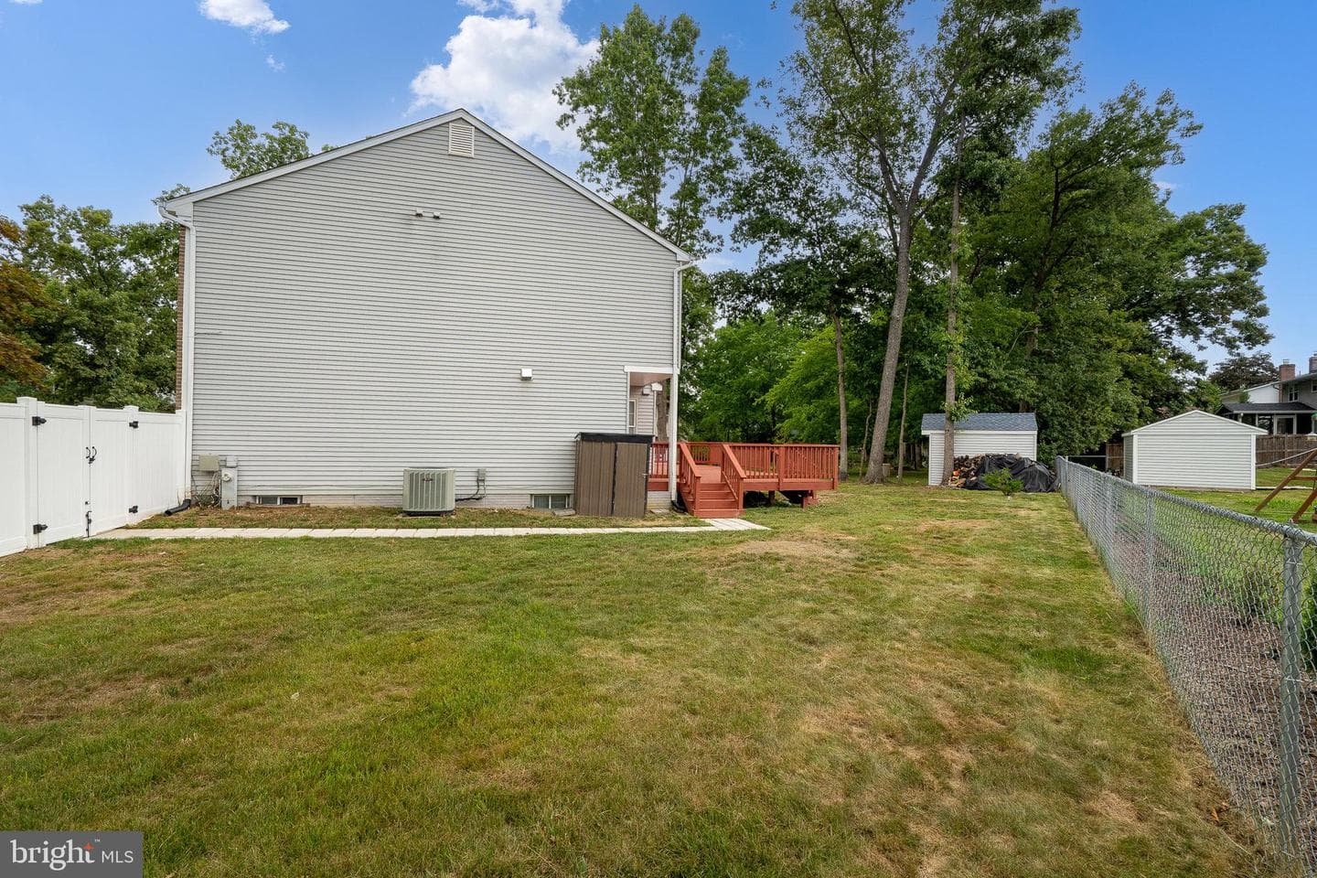 6802 Upper Mills Circle photo 22
