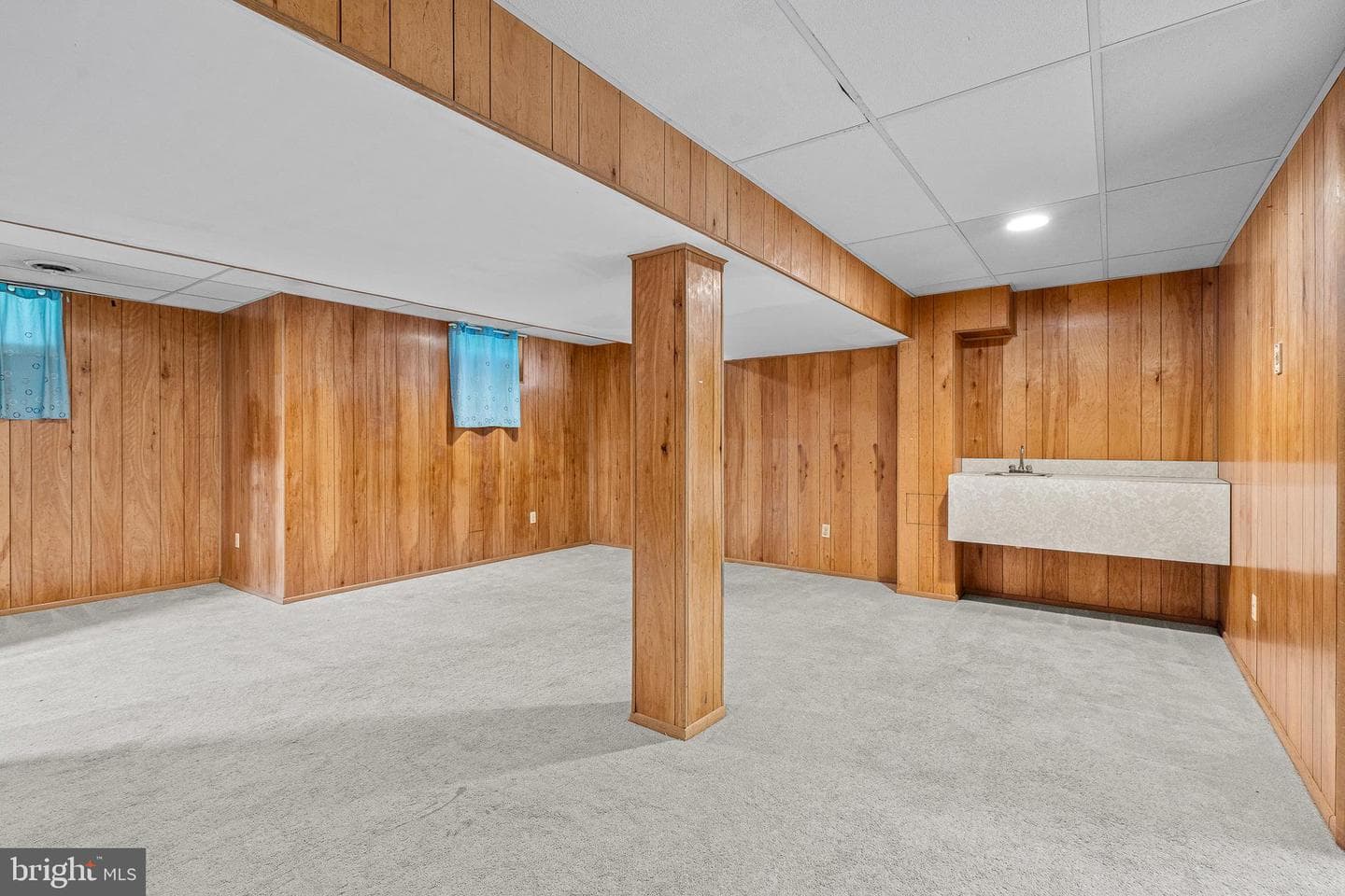 6802 Upper Mills Circle photo 23
