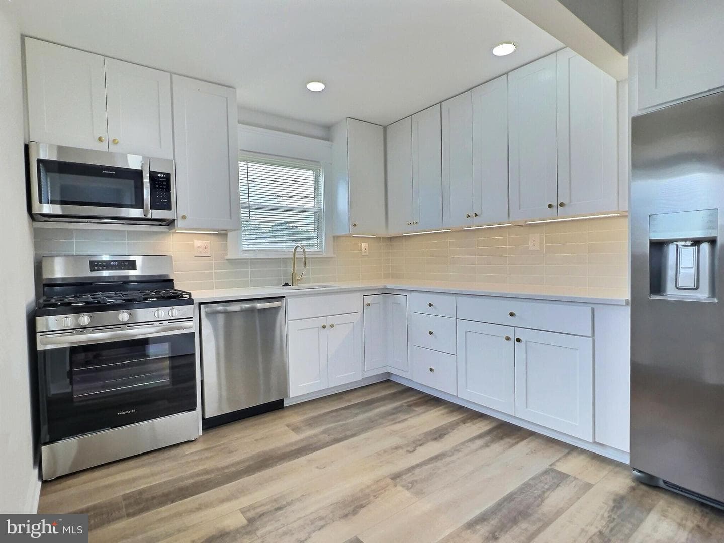 214 Parkwood Road photo 10