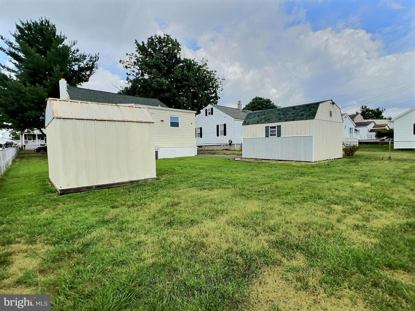 214 Parkwood Road photo 6