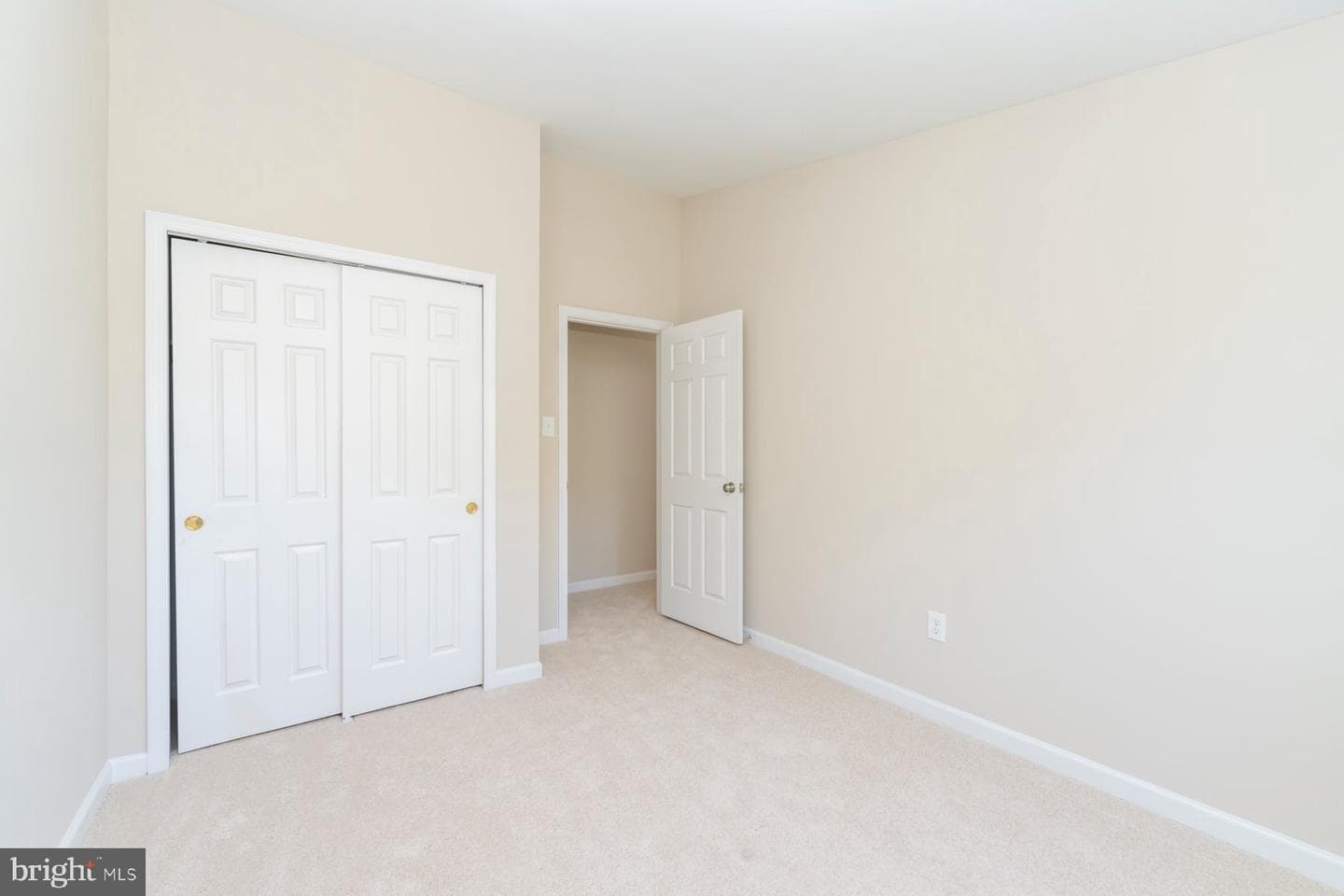 5 Six Notches photo 23