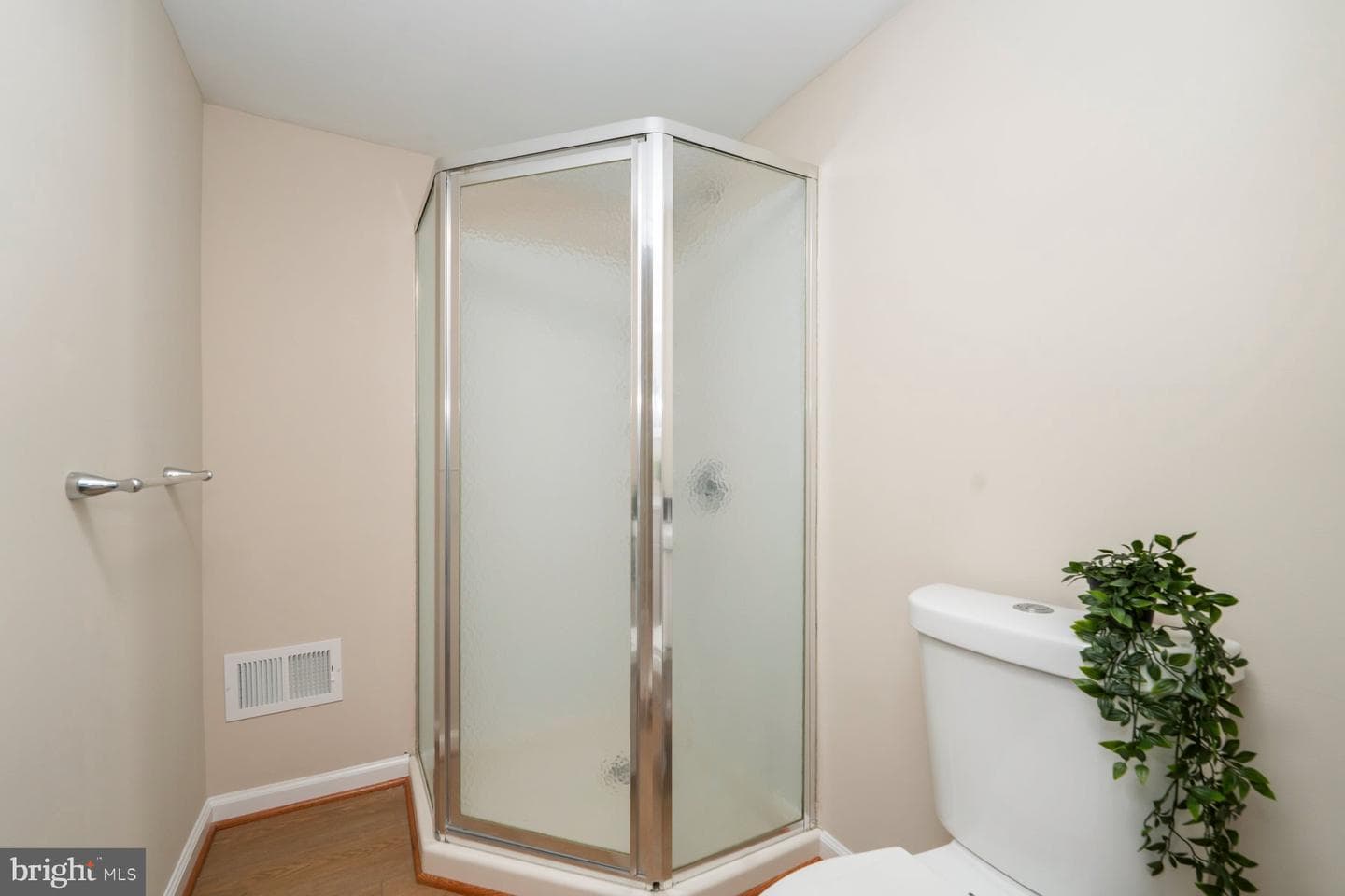 5 Six Notches photo 31